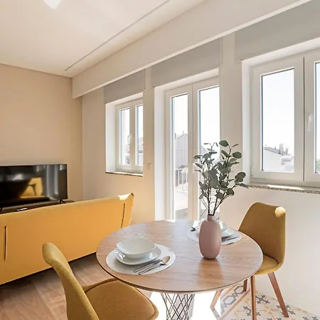 Urban House By Lovelystay Apartment Porto