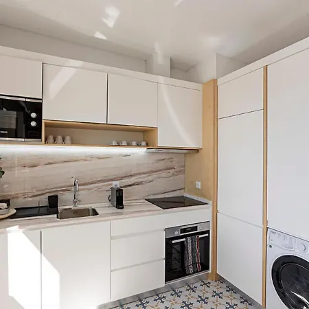 Apartment Urban House By Lovelystay *