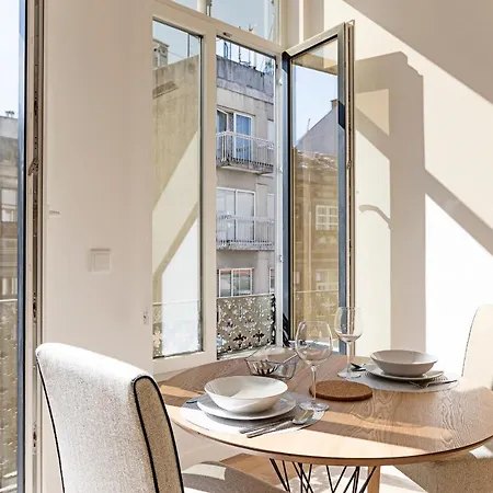 Urban House By Lovelystay Porto