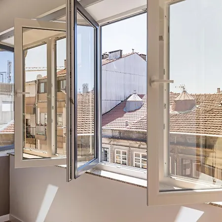 Urban House By Lovelystay Apartment