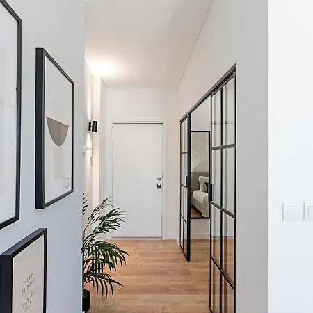 Urban House By Lovelystay Apartment Porto