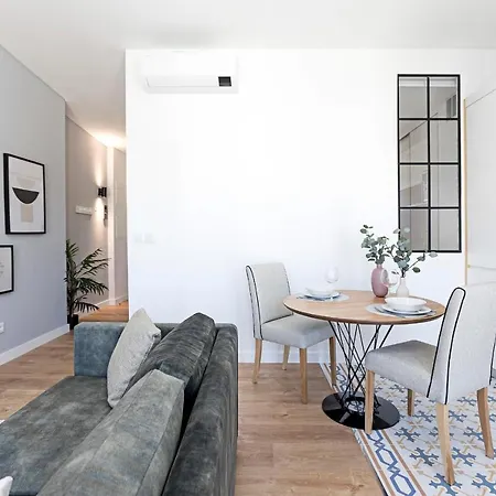 Urban House By Lovelystay