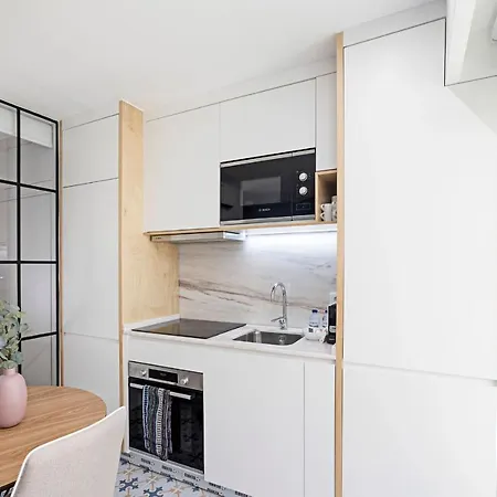 Urban House By Lovelystay Apartment Porto